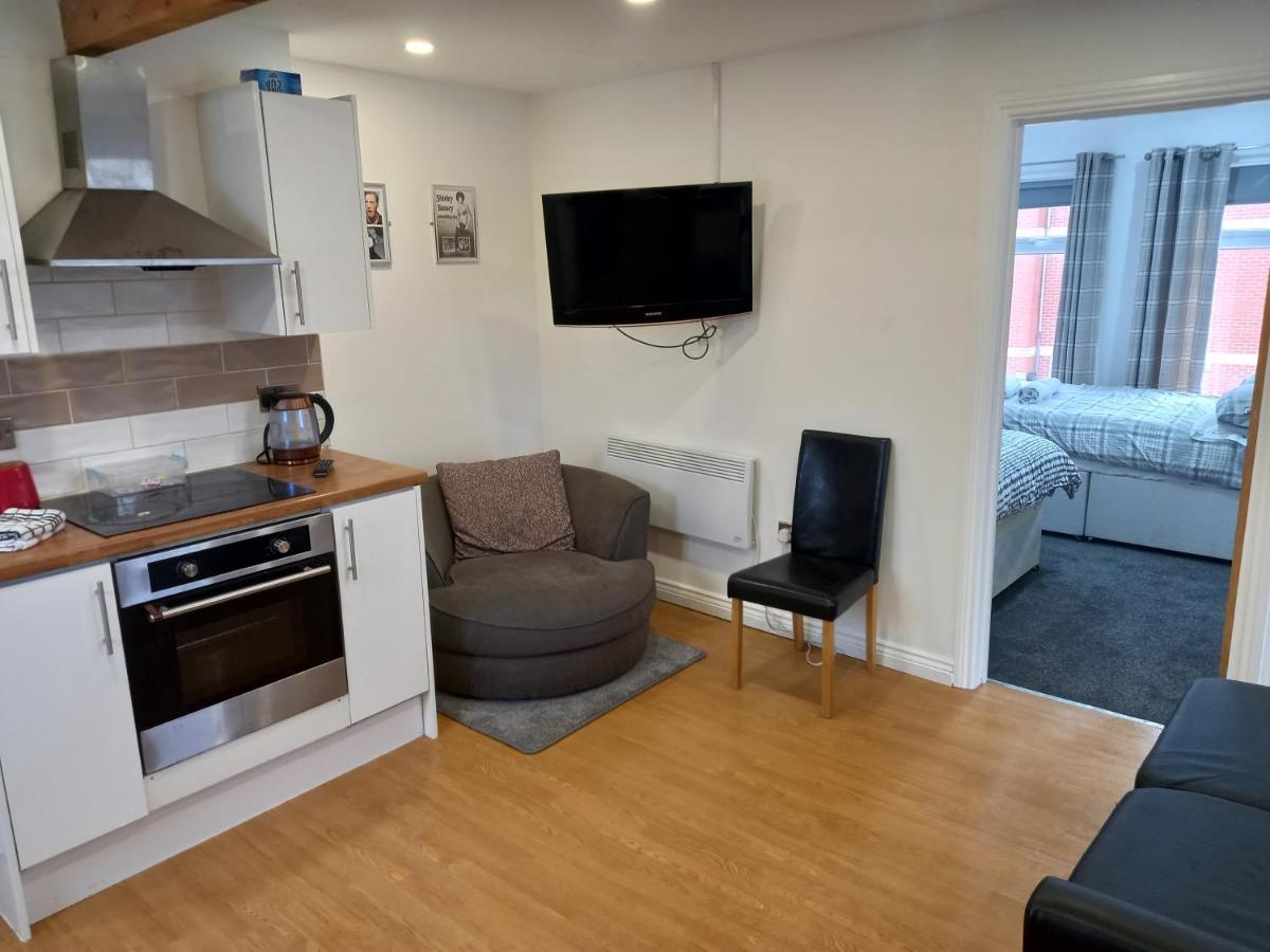 Apartment With Roof Terrace Close To City Centre 카디프 외부 사진