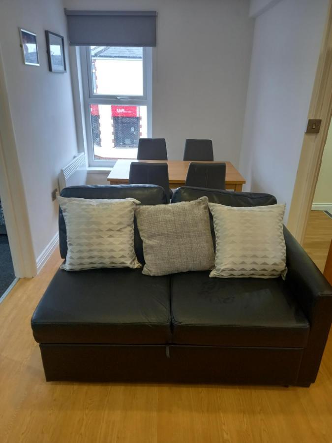 Apartment With Roof Terrace Close To City Centre 카디프 외부 사진