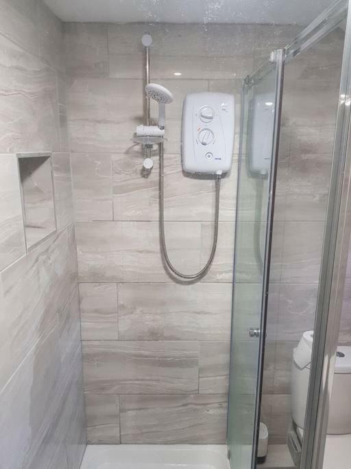 Apartment With Roof Terrace Close To City Centre 카디프 외부 사진
