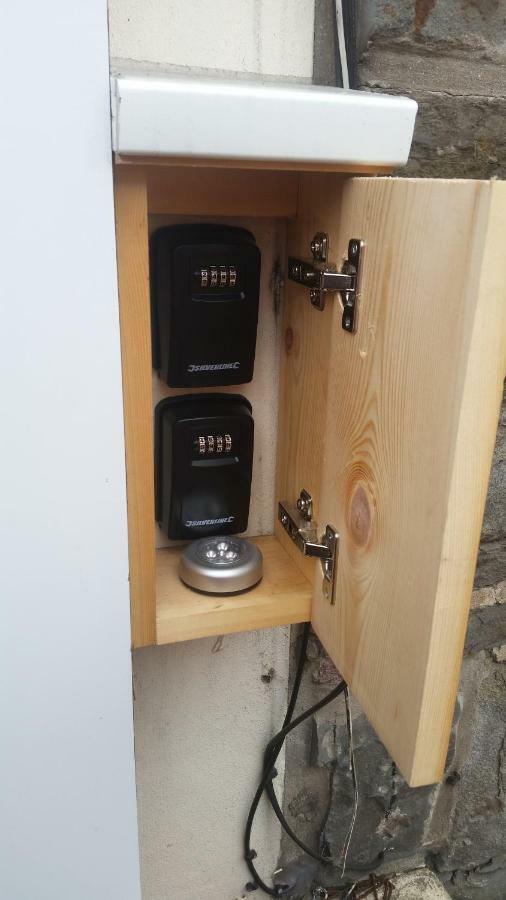 Apartment With Roof Terrace Close To City Centre 카디프 외부 사진